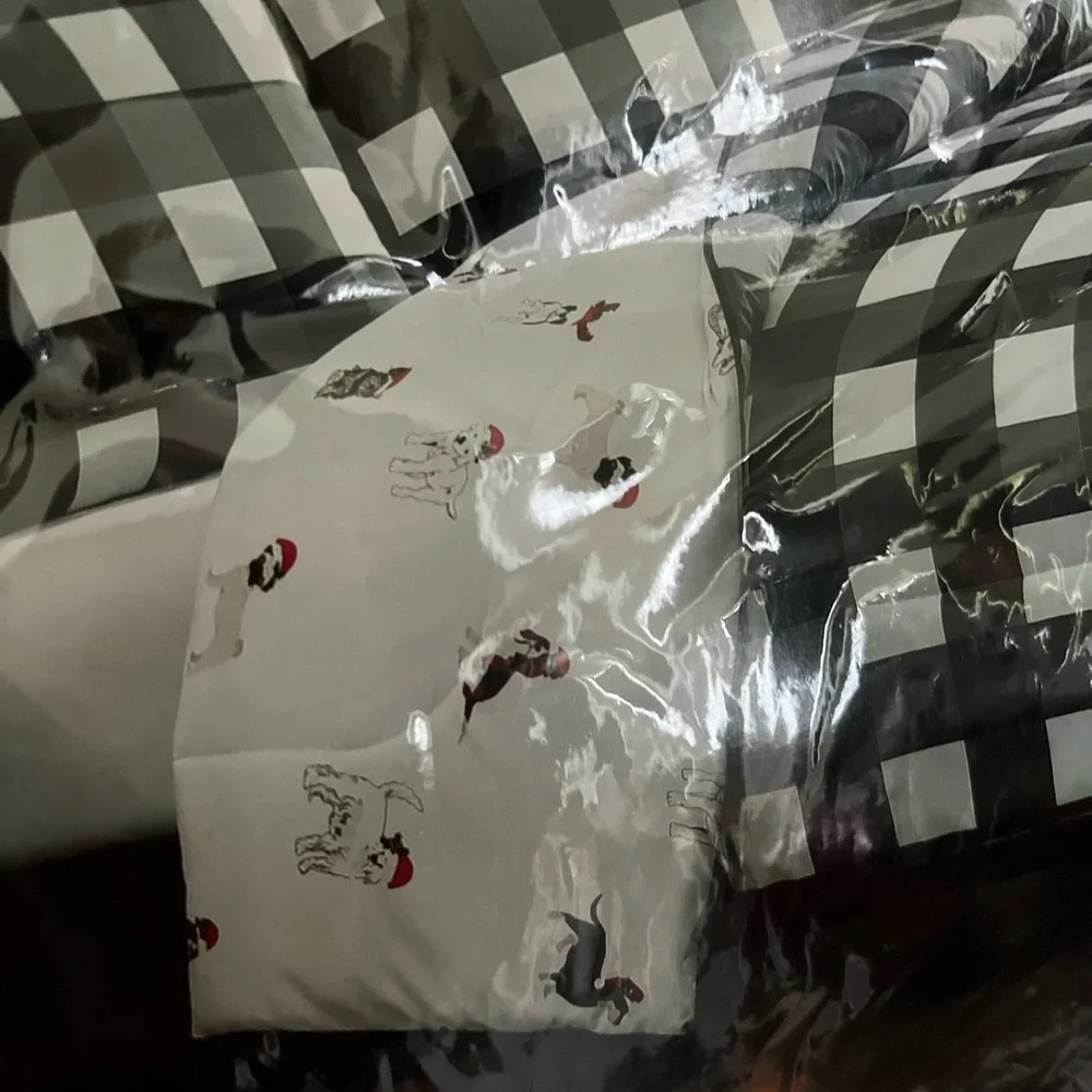 Full/queen comforter set holiday dogs reversible net great for the holidays